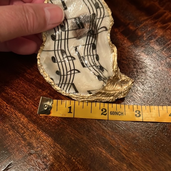 Handmade Trinket Holder, Music Notes, made of oyster shell - Picture 6 of 9